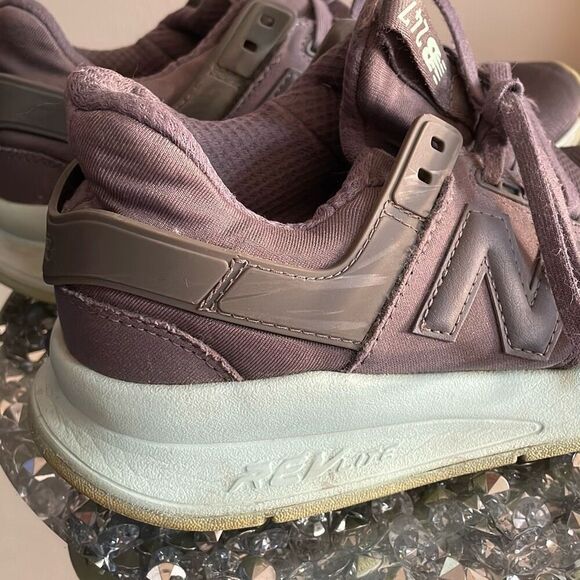 New balance Mint green grey jogging running sneakers women’s size 7.5 preowned - Picture 4 of 15